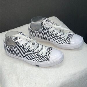 Black and White Converse All Star‎ Athletic Shoes with Striped Design